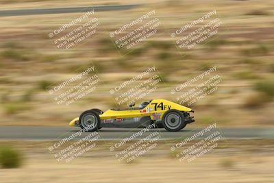 media/Jun-01-2025-CalClub SCCA (Sun) [[eae223c5dd]]/Group 3/Lap race/